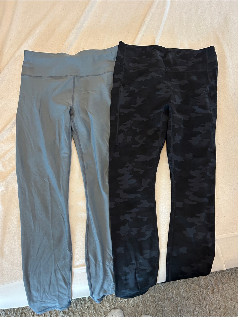 Fabletics Women’s Leggings - Light Gray & Black Camo